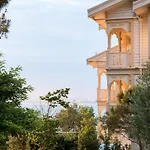 אתר נופש Princes' Palace Resort, Buyukada - Member Of The Leading Of The World אדאלר